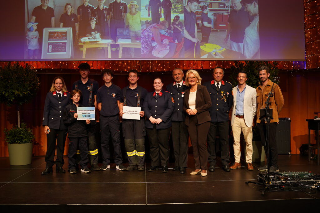 Platz 2 - Jugendfeuerwehr St. Egyden - 'Junge Helden – großes Wissen“ – Die Feuerwehrjugend schult St. Egyden'